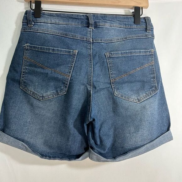D.Jeans Jean short size 4 - Picture 2 of 3